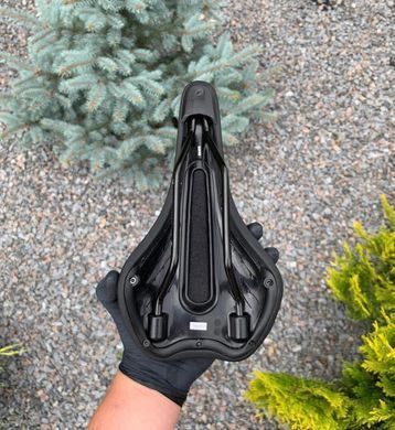 Сідло Bontrager Arvada, чорний