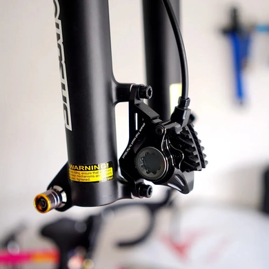 Адаптер тормозов ZRACE Post Mount to Flat Mount (+20mm), чёрный