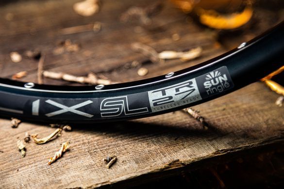 Обод SUNringl&eacute; Helix TR27 SL 29", 622x24, 32 отв., пистонированный, tubeless ready, чёрный