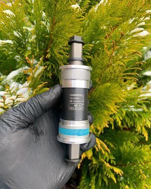 Каретка Shimano BB-UN300 под квадрат, 127х68мм