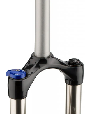 Вилка RockShox Recon Silver TK 26" 9QR 100mm SoloAir 1 1/8", чёрный